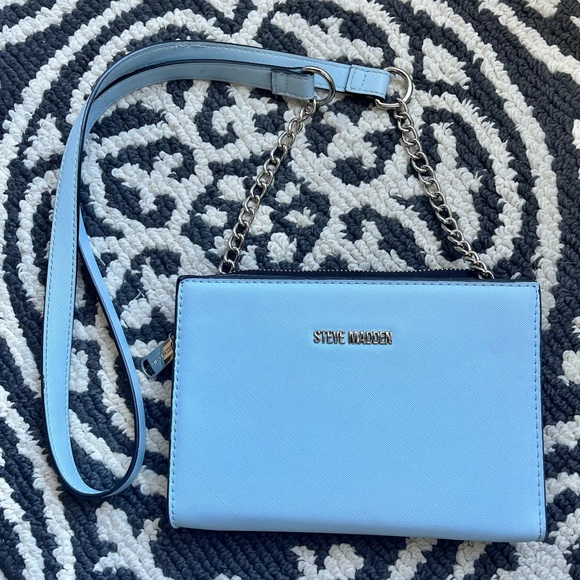 Steve Madden Handbags - Steve Madden • Blue Crossbody Bag